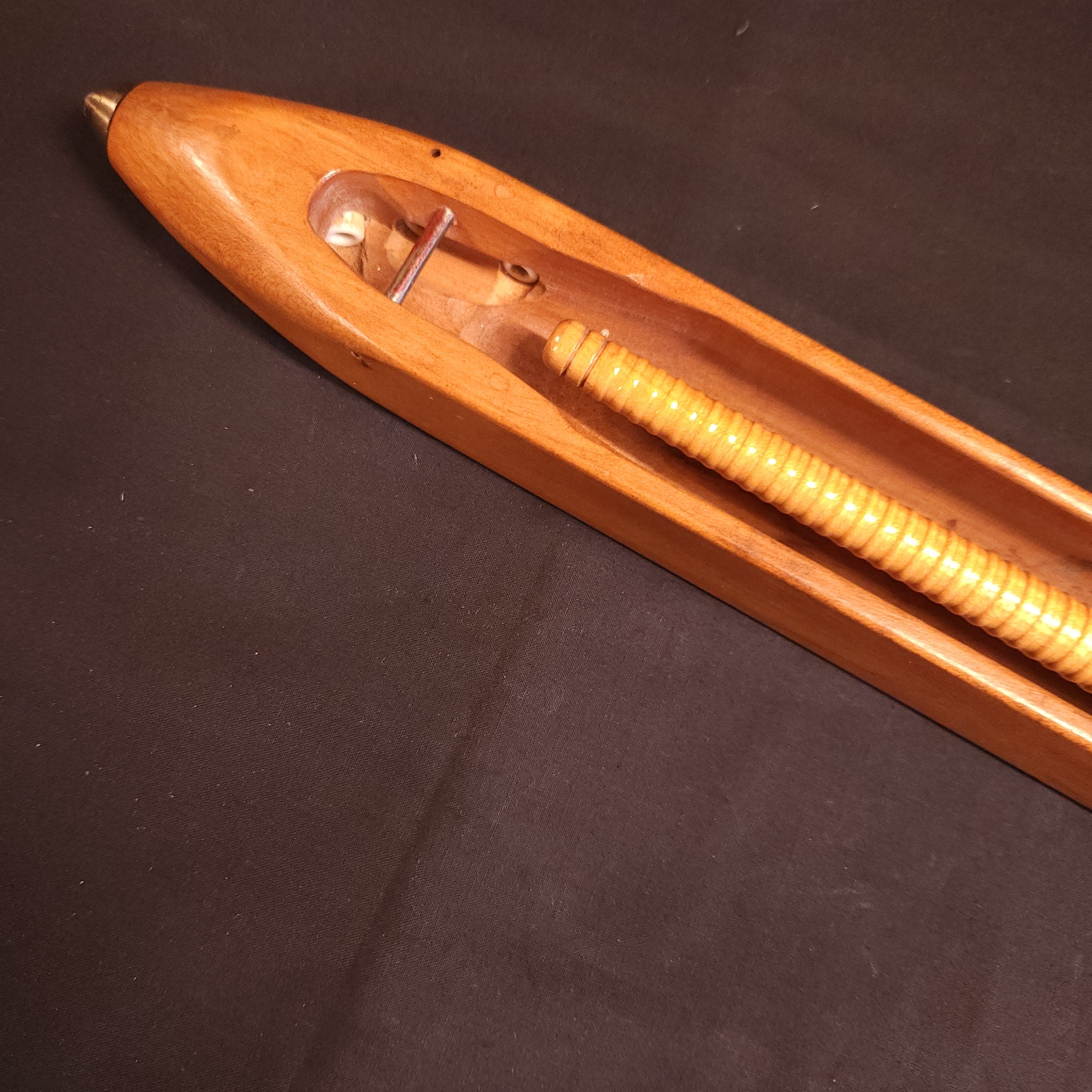 Wooden English Boat Shuttle - Vintage