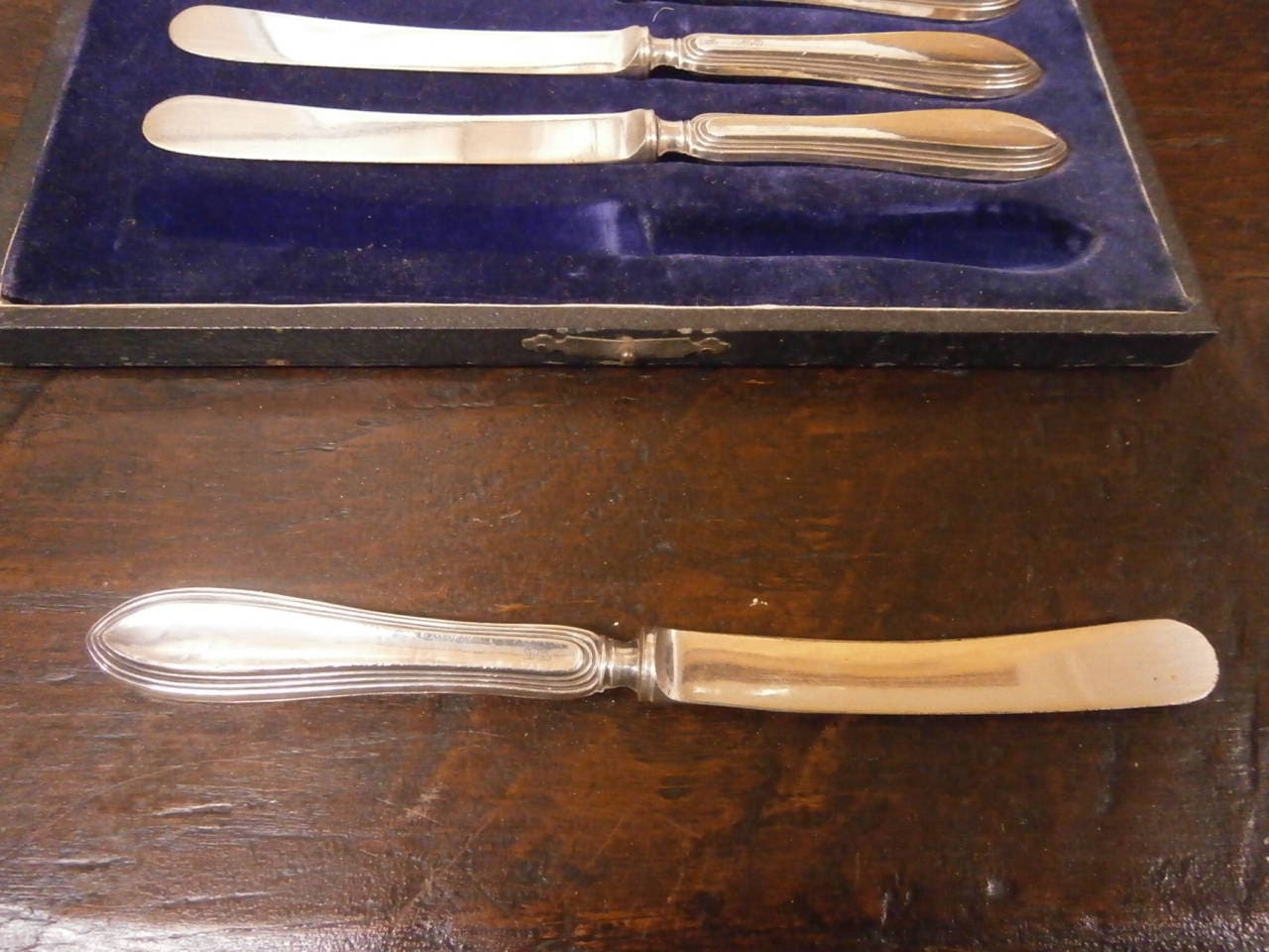 Hallmarked Silver Handled Butter Knives - Cased
