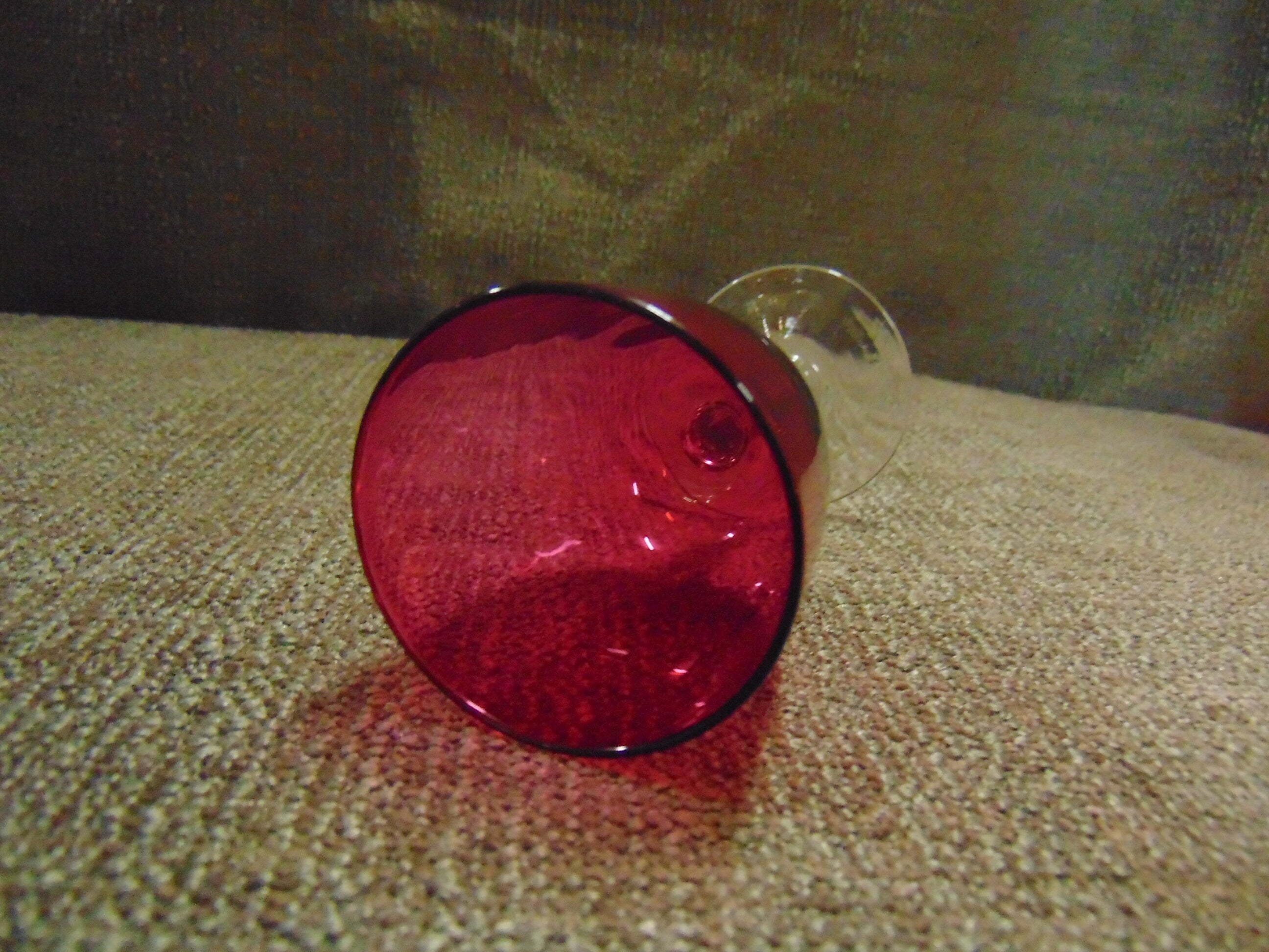 Cranberry Glass Decanter with 6 Glasses