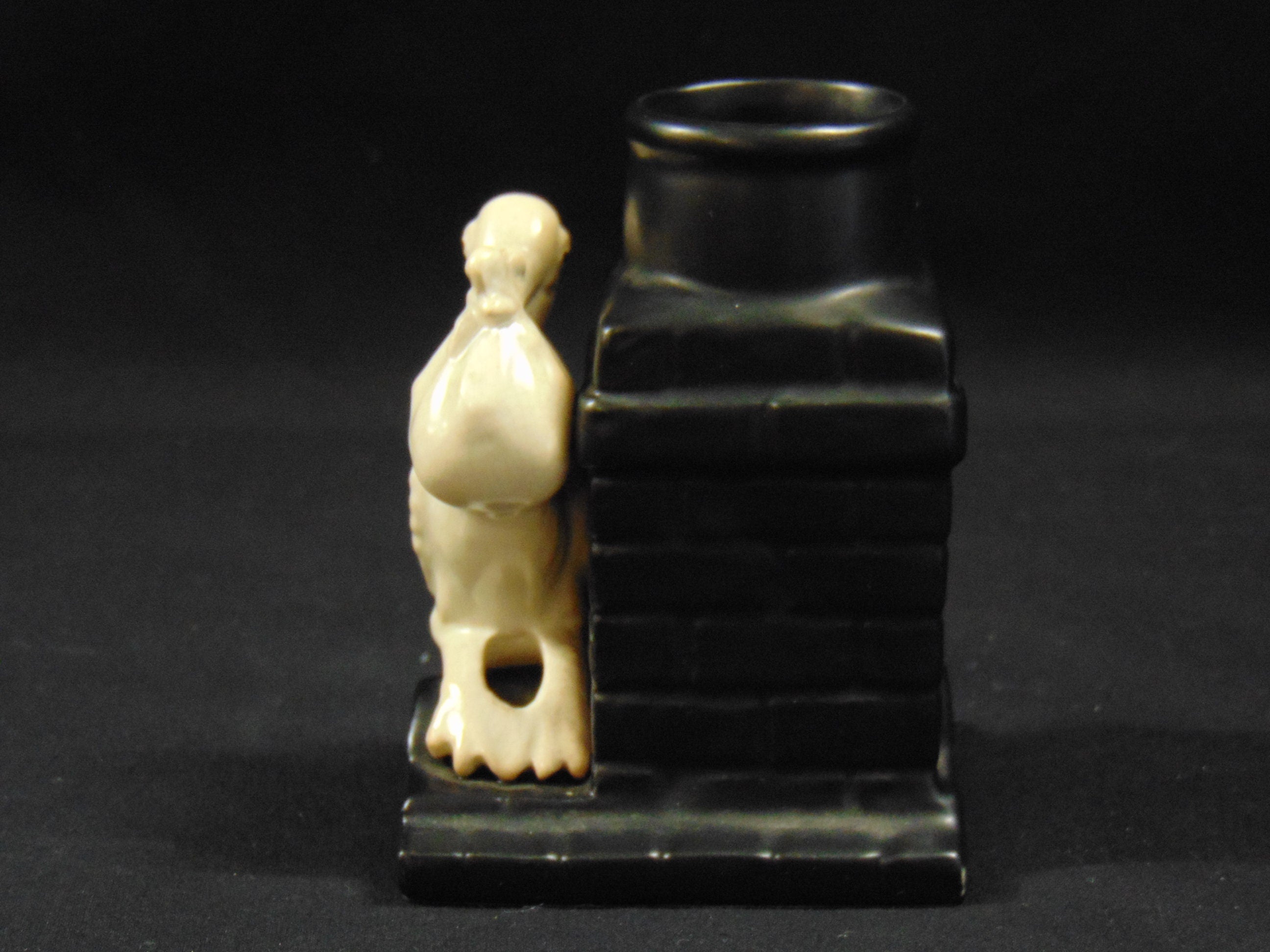 Art Deco SylvaC Spill Vase - Pelican on a Chimney - Model No. 2425