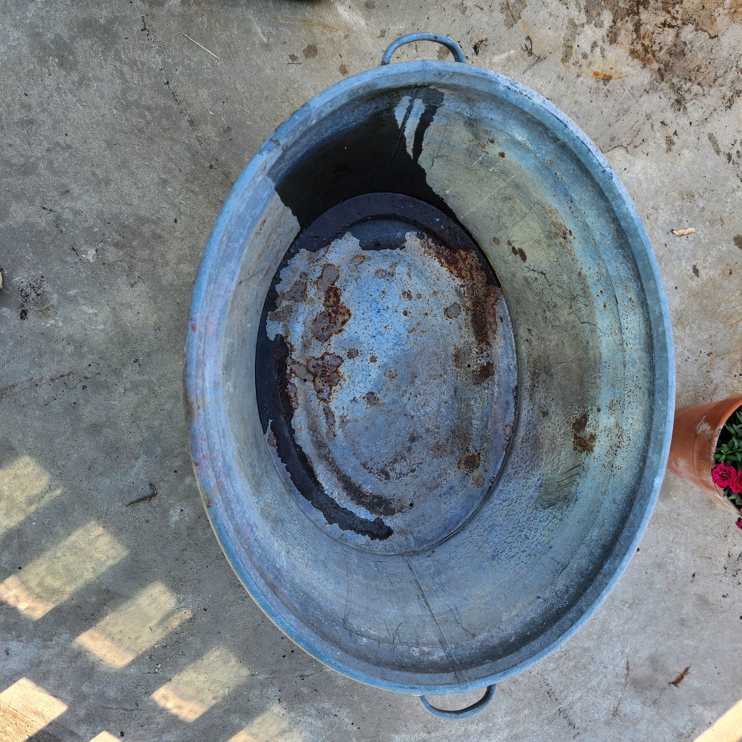 Continental Galvanised Tin Bath Planter