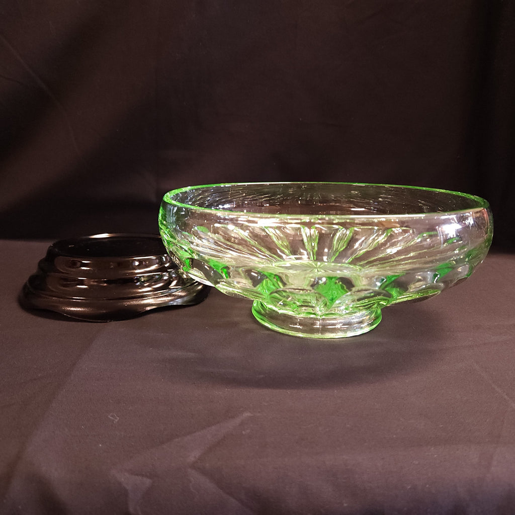 Art Deco Bagleys Uranium Glass Posy Bowl on Stand