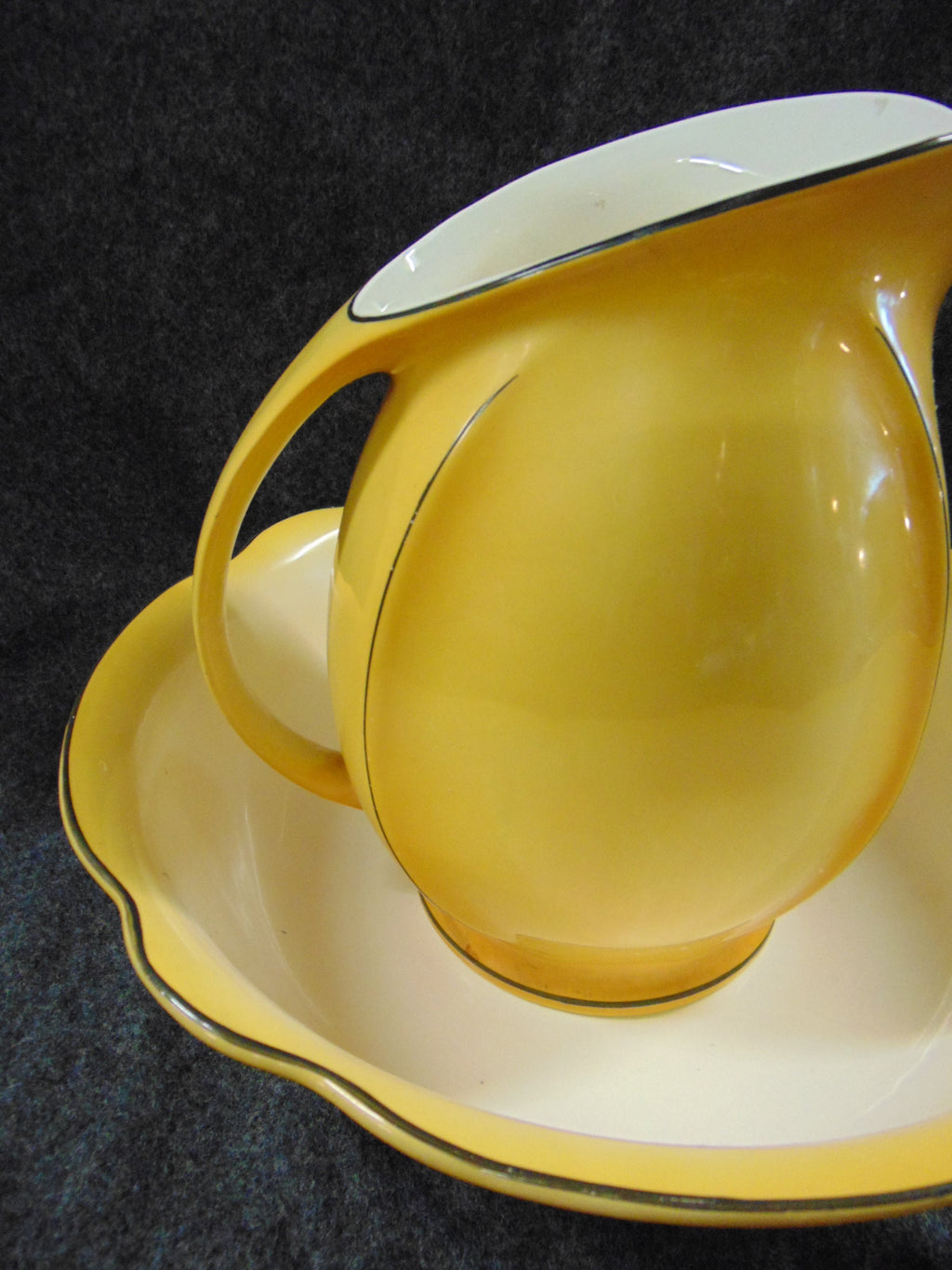 Art Nouveau Yellow Wash Jug and Bowl