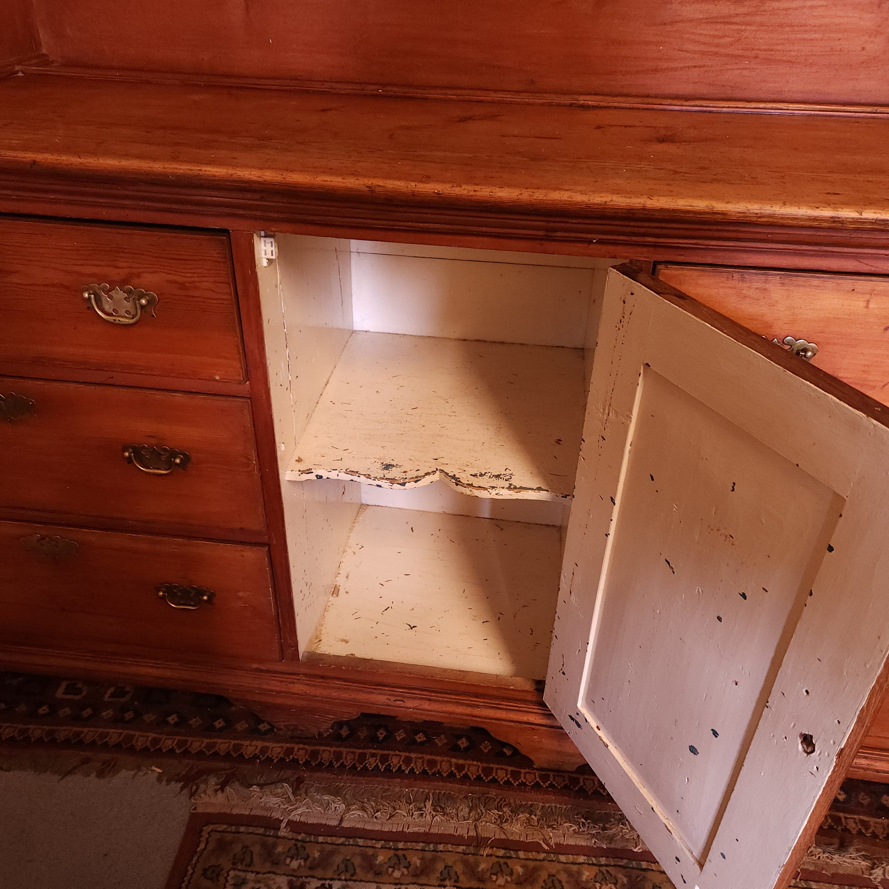 Georgian Pitch Pine Country Dresser