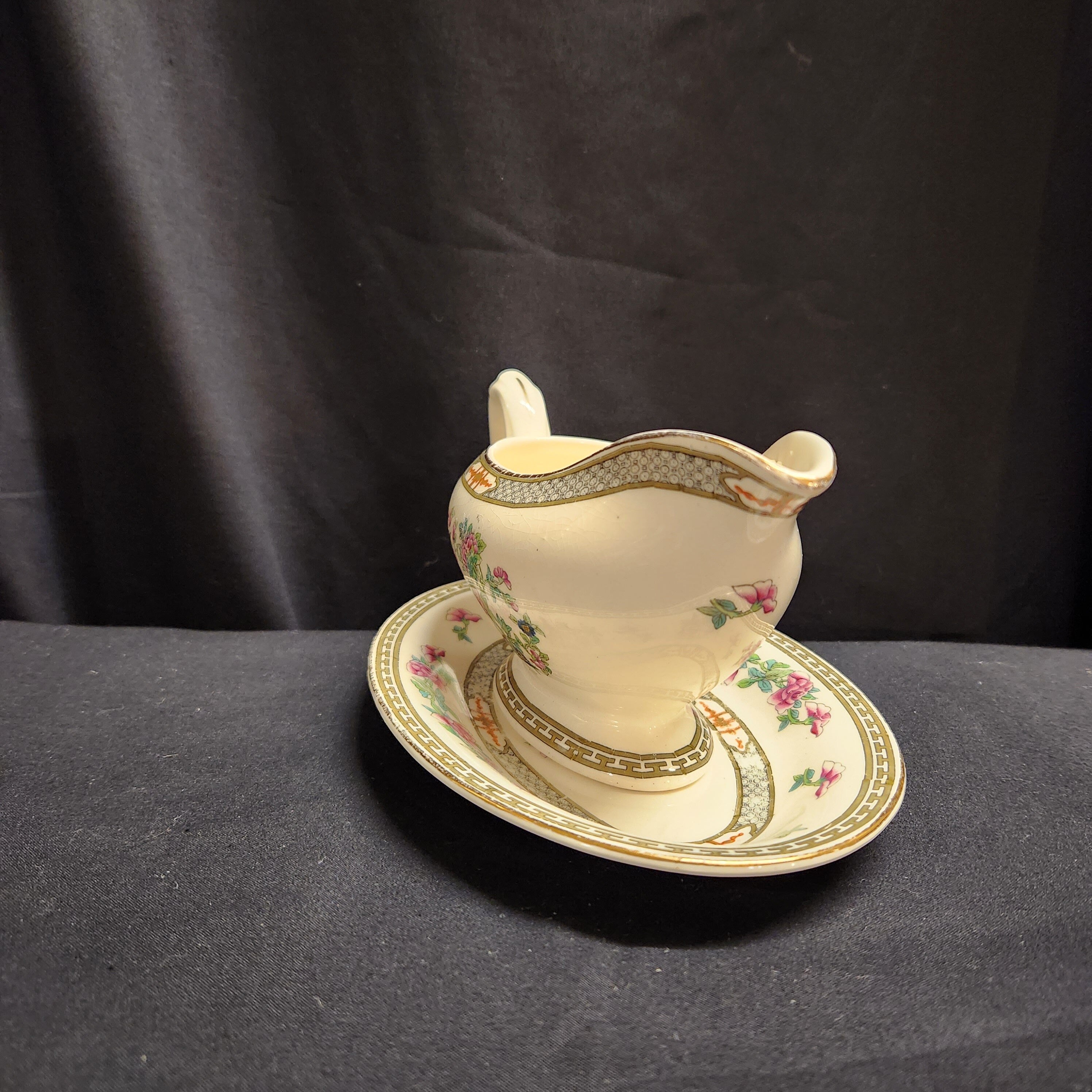 Indian Tree Gravy Boat and Saucer by Crown Ducal