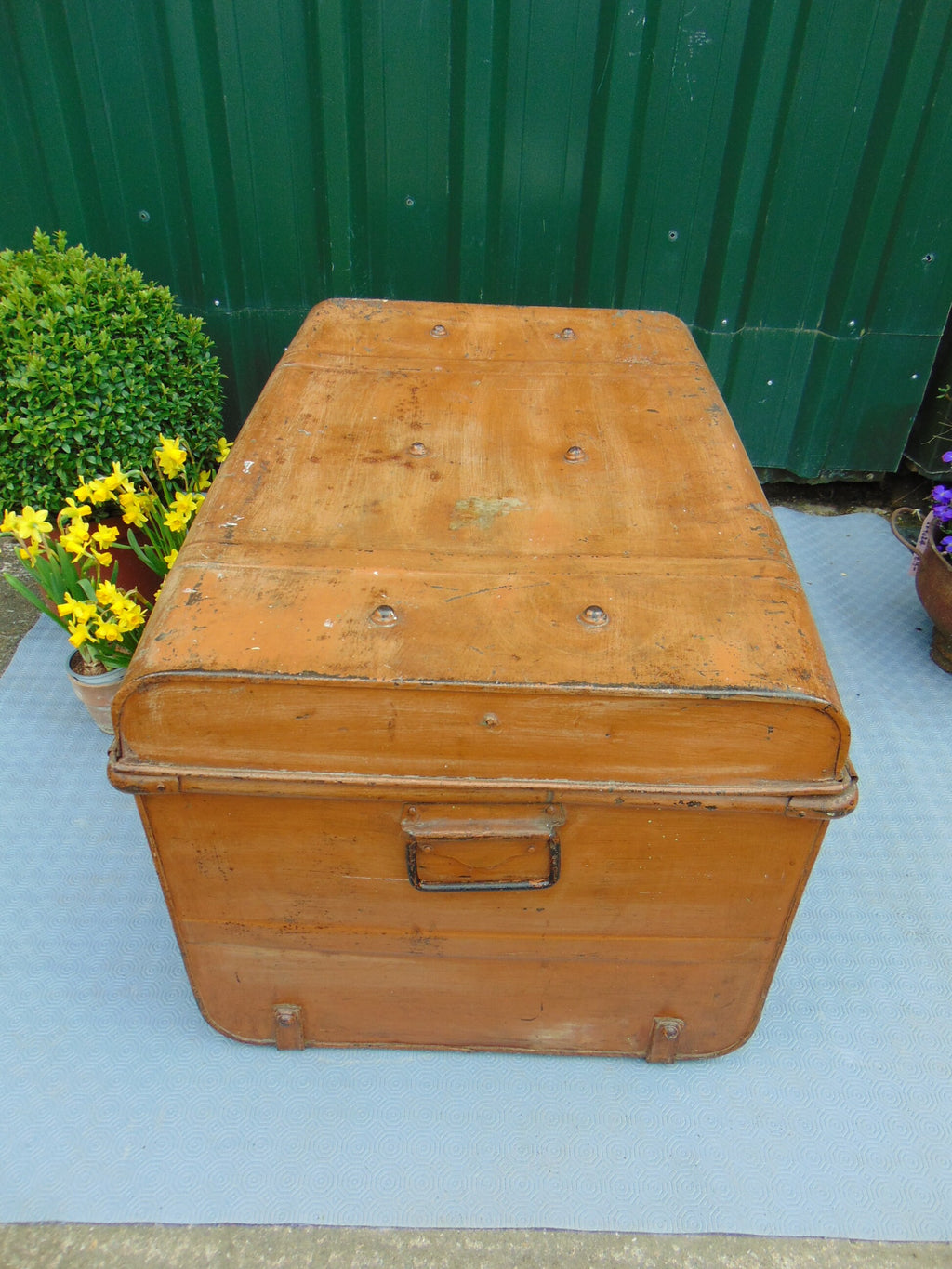 Late 19thC Large Tin Shipping Trunk