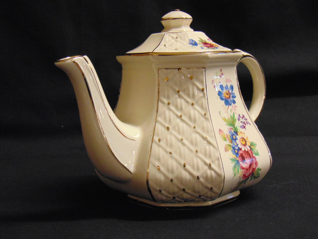 Vintage 1950's Sadler Trellis Pattern Teapot