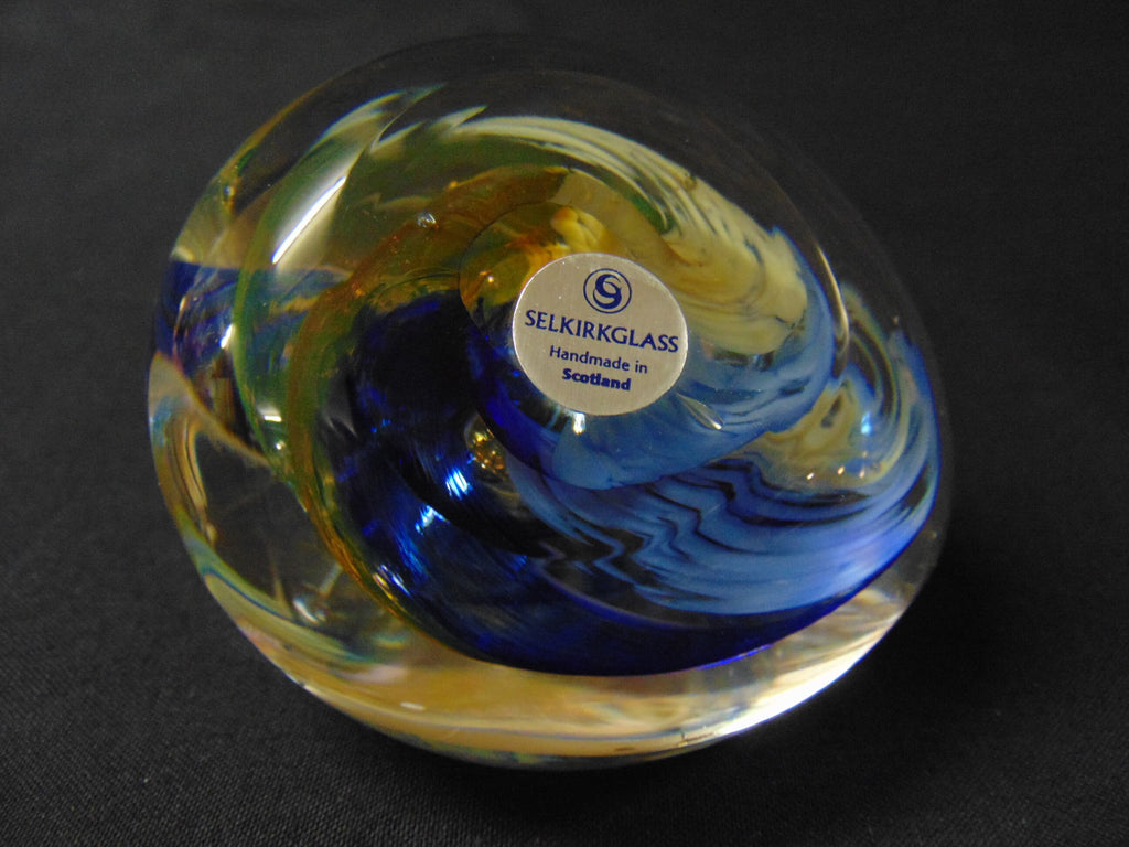 Handmade in Scotland, Vintage Selkirk Glass Bird Paperweight