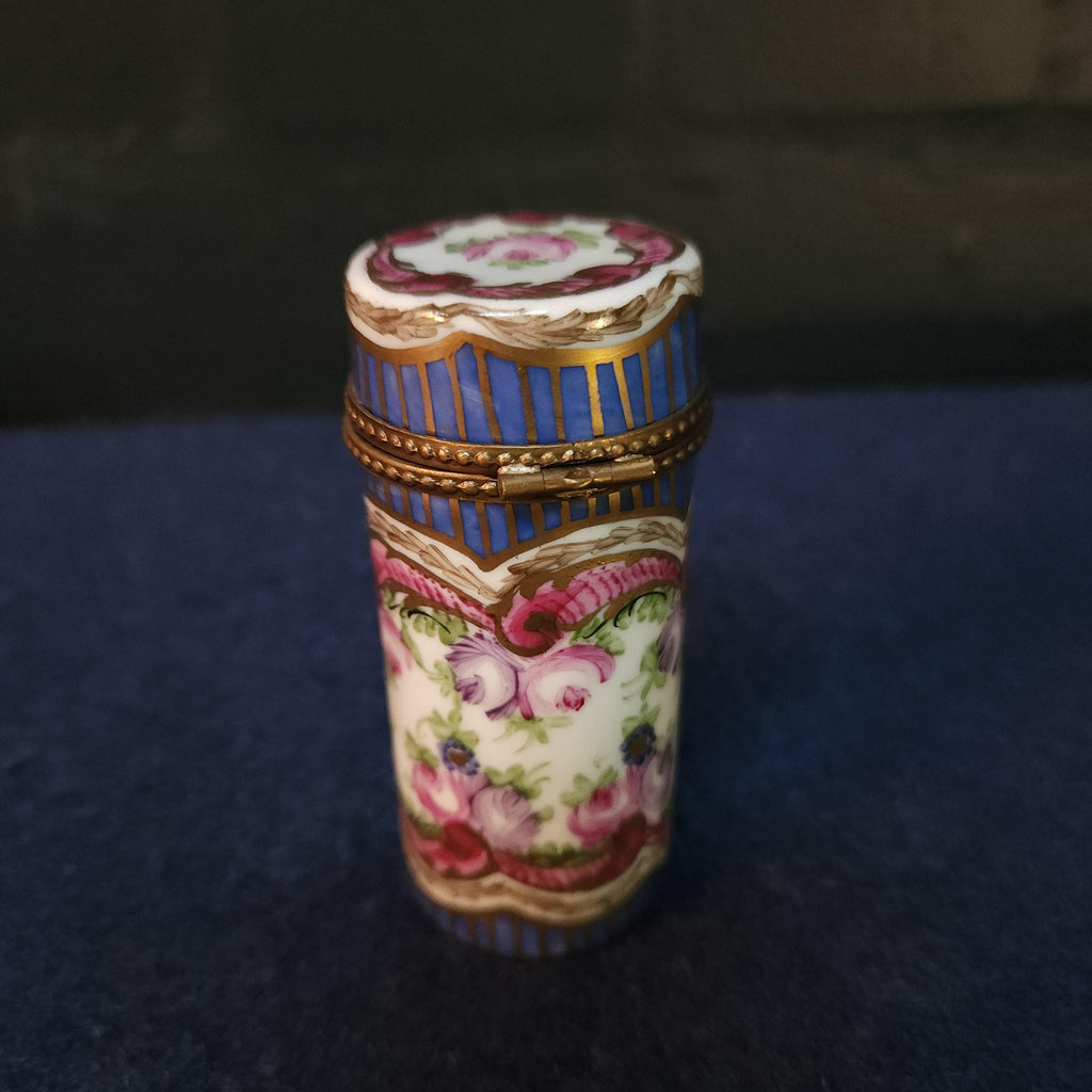 Limoge Hand Painted Small Trinket/Pill Box
