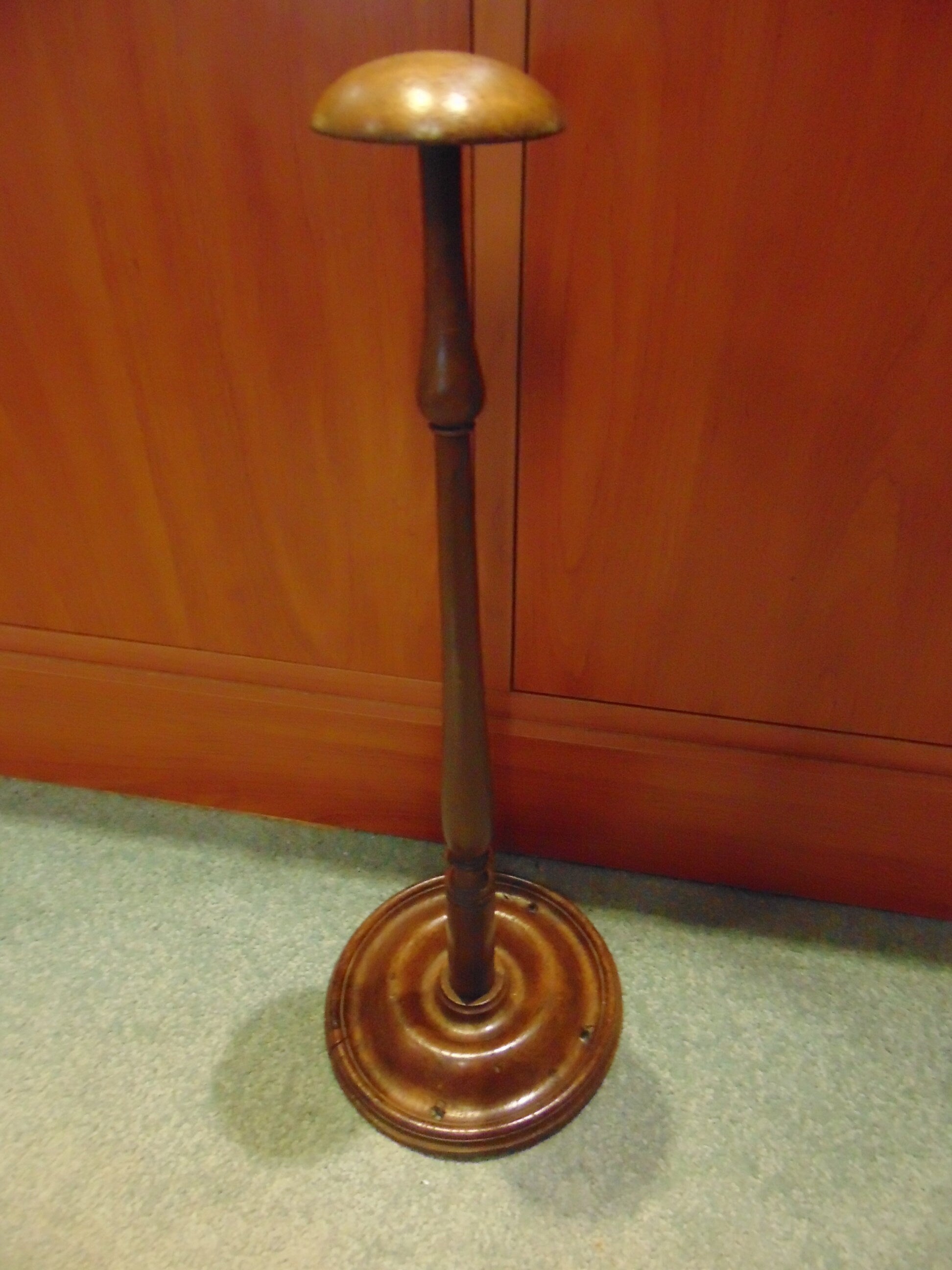 Early 19thC Gentleman's Tall Wig Stand