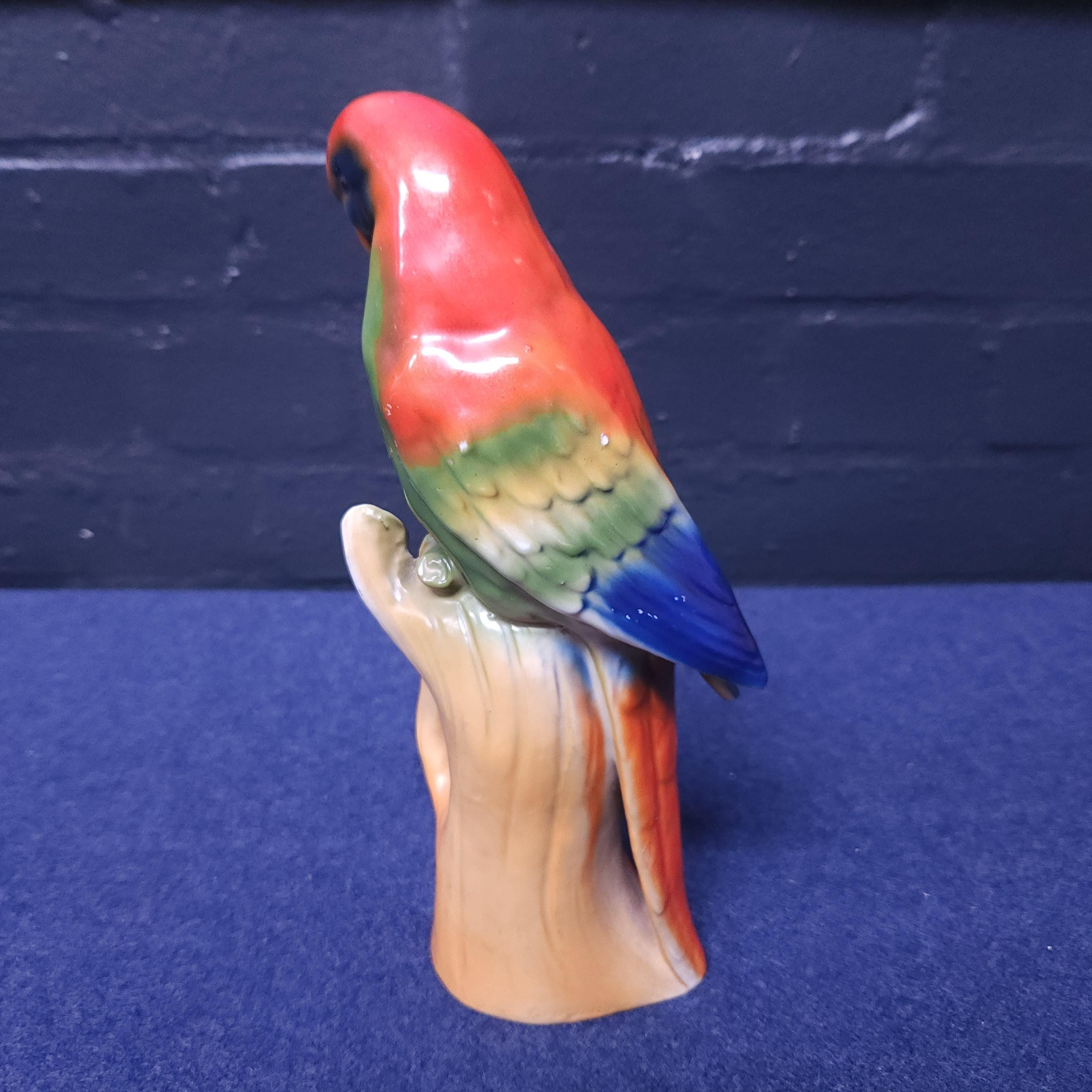 Early 20thC Painted Parian Ware Parrot Spill Vase