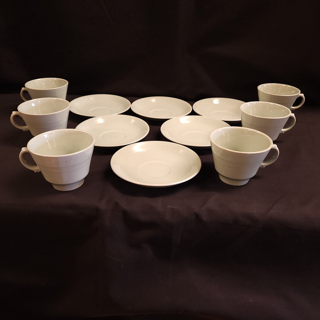 Woods Beryl Ware Cups & Saucers x 6