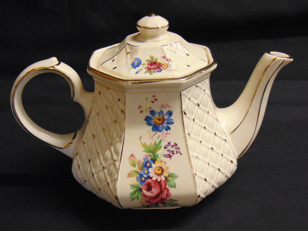 Vintage 1950's Sadler Trellis Pattern Teapot