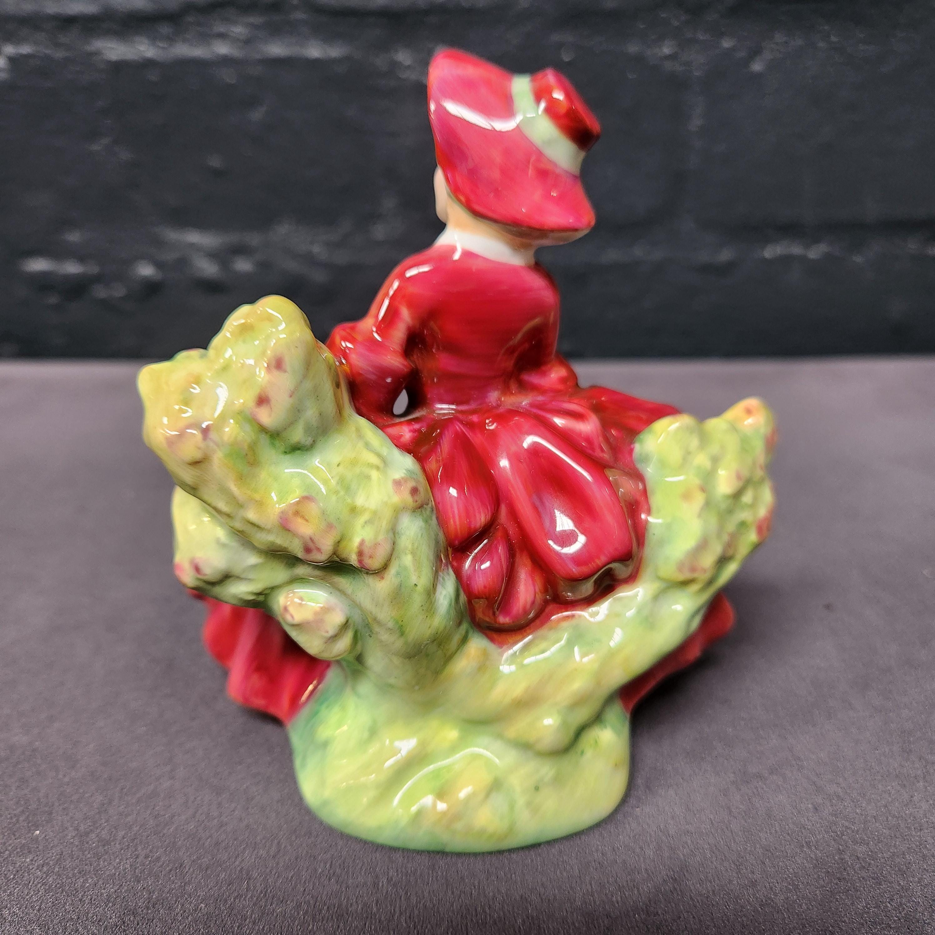 Royal Doulton Lydia HN1908