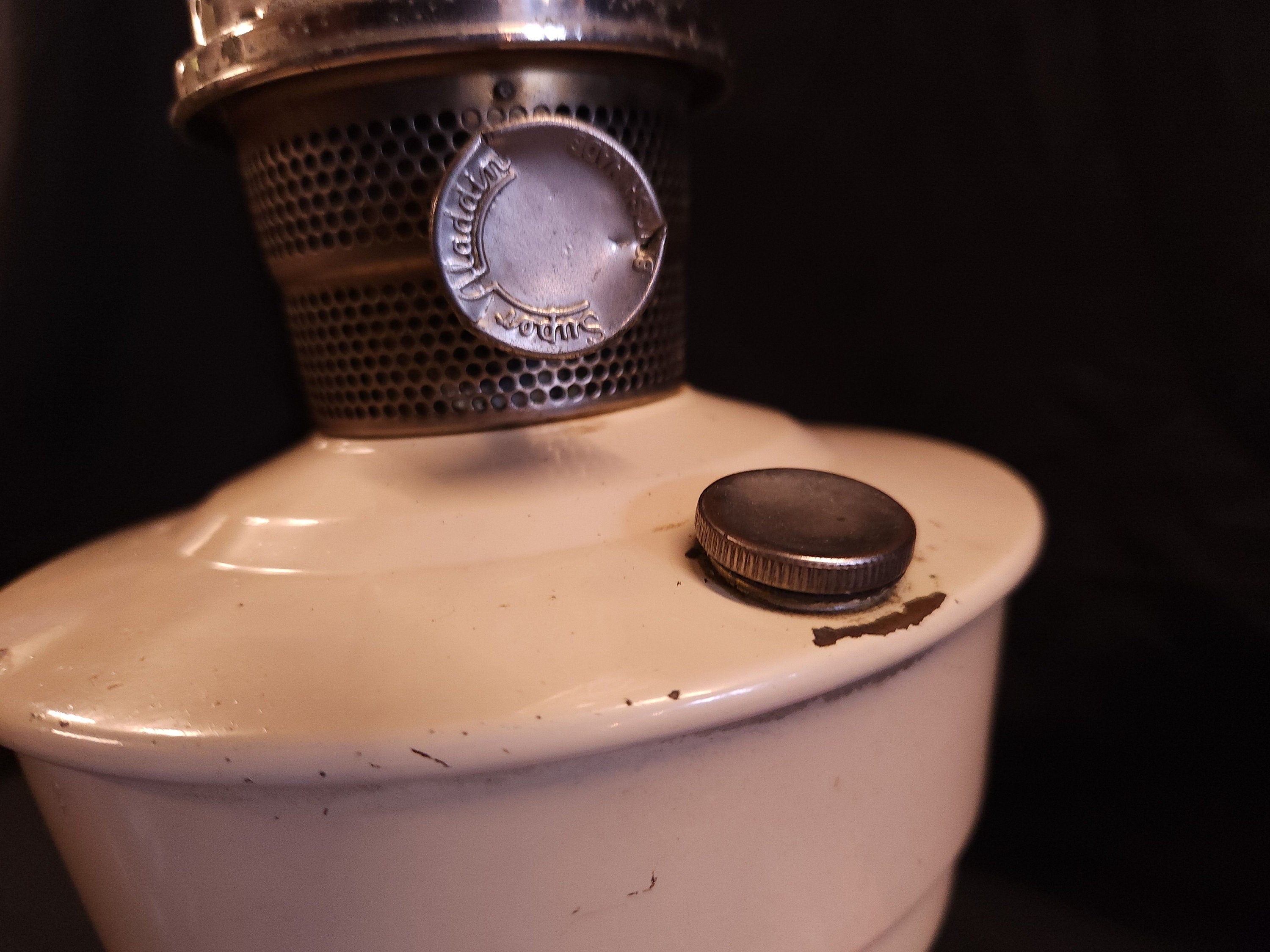 Vintage Aladdin Oil Lamp