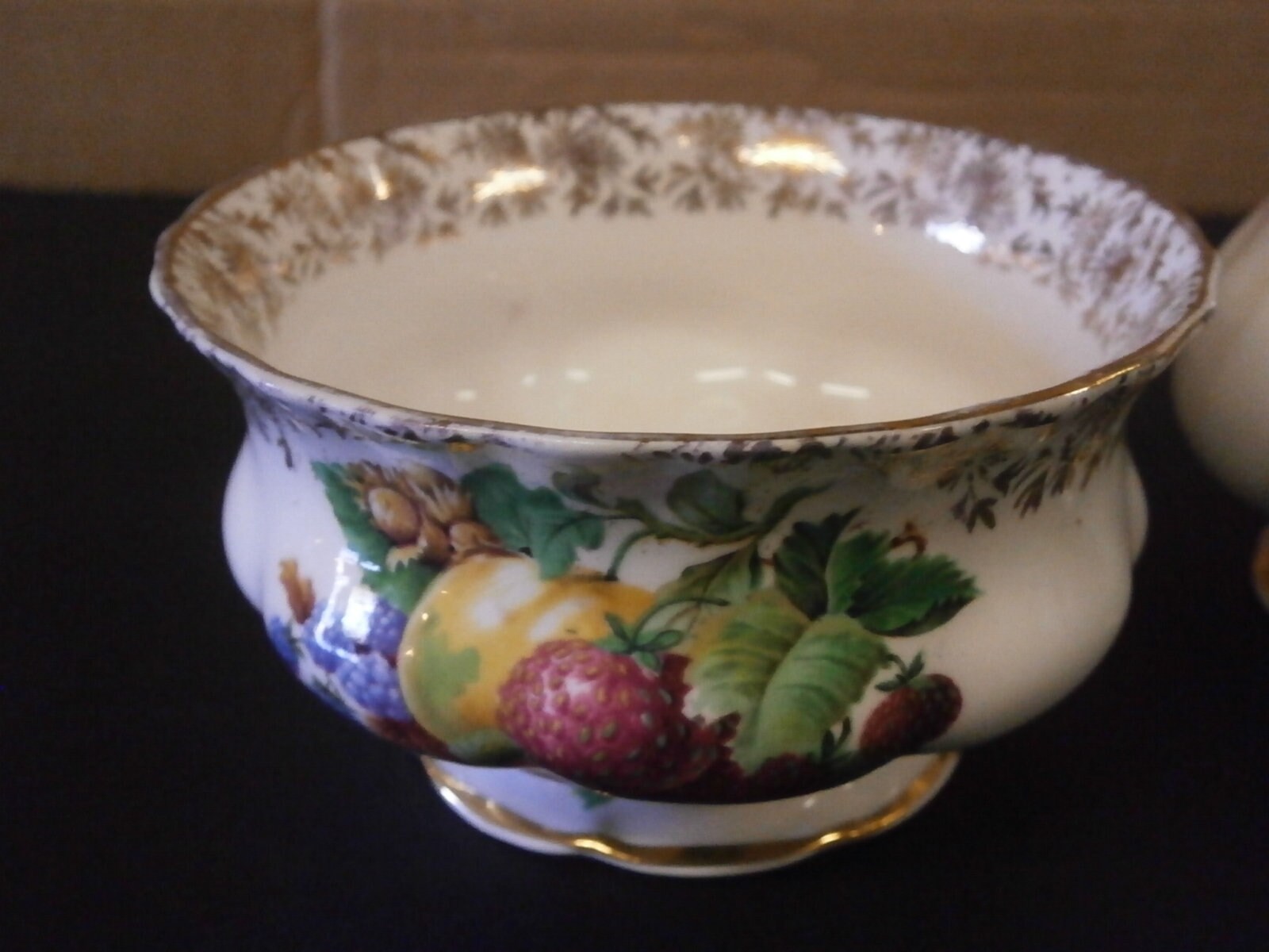 Coronet China Milk Jug & Sugar Bowl - Vintage