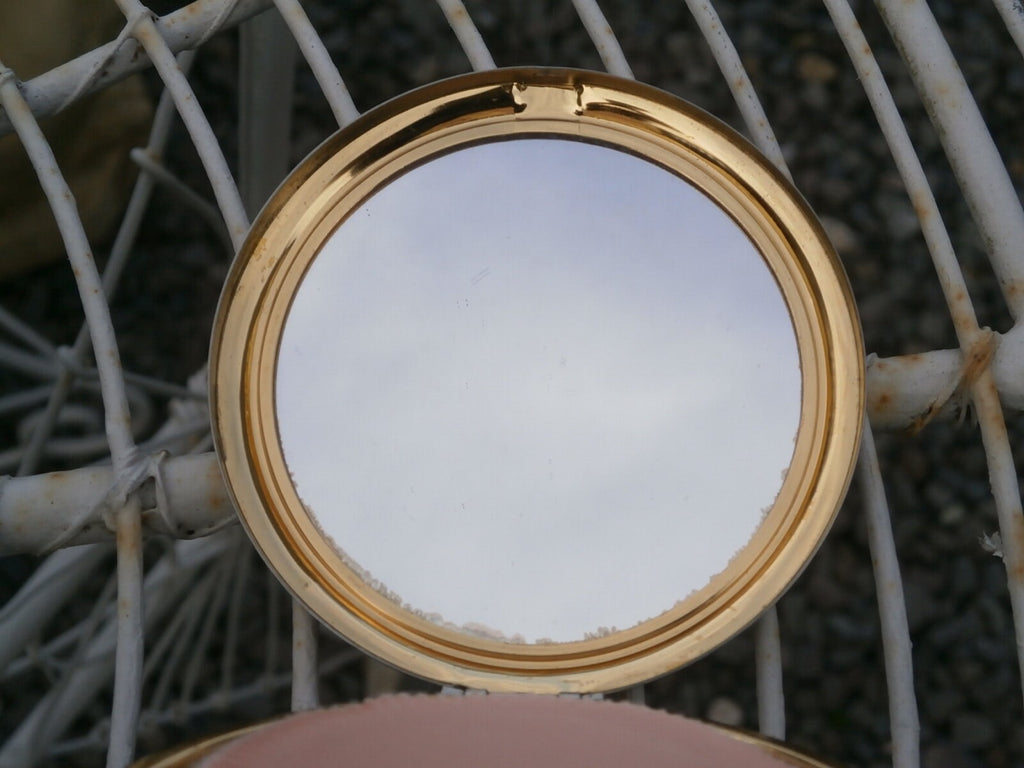 Margaret Rose Compact --- Vintage