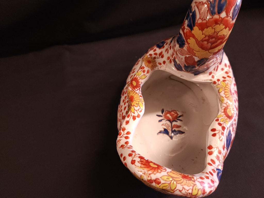 Chinese Imari Handpainted Swan
