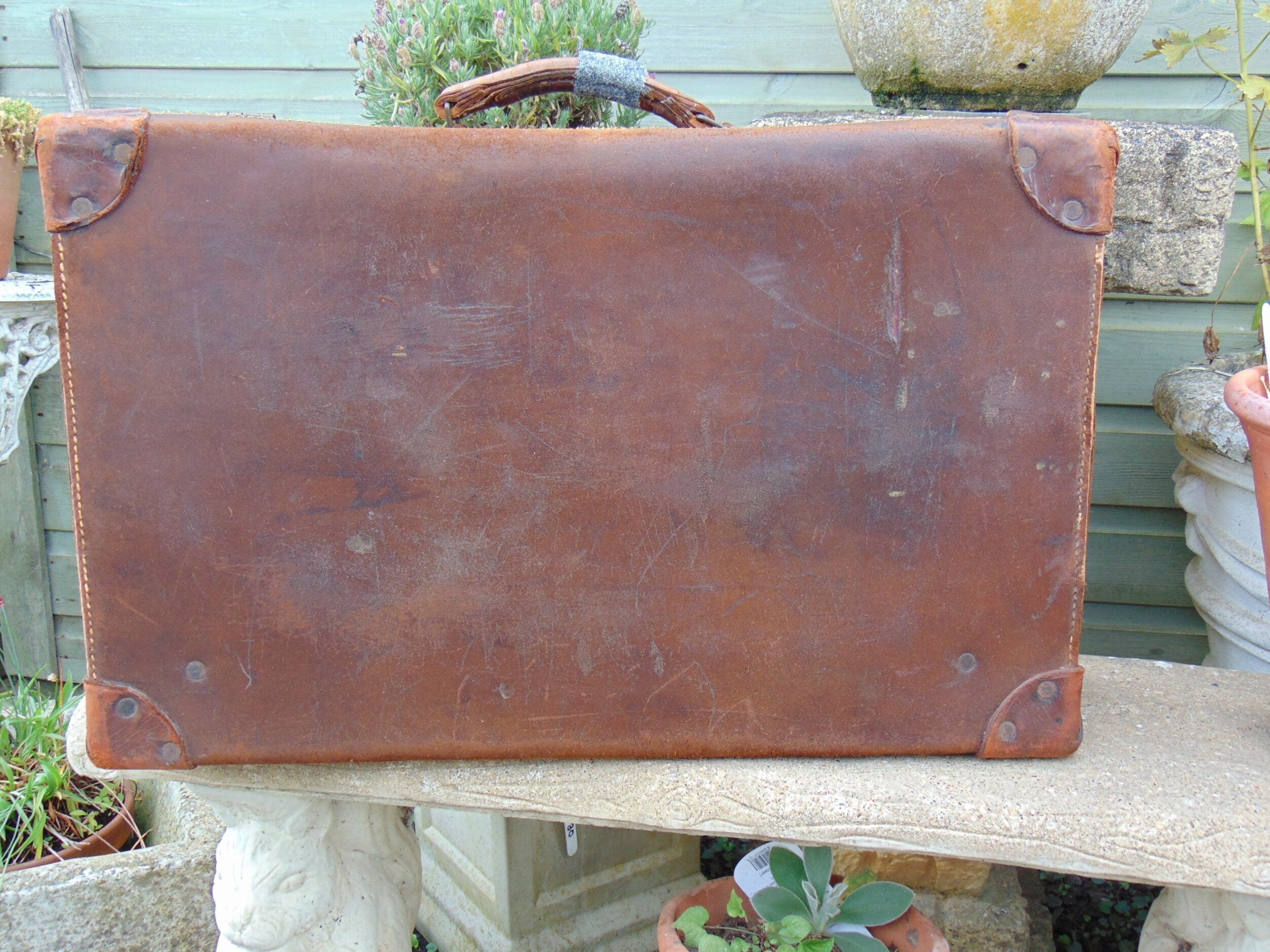 Early to Mid 20thC Tan leather Suitcase