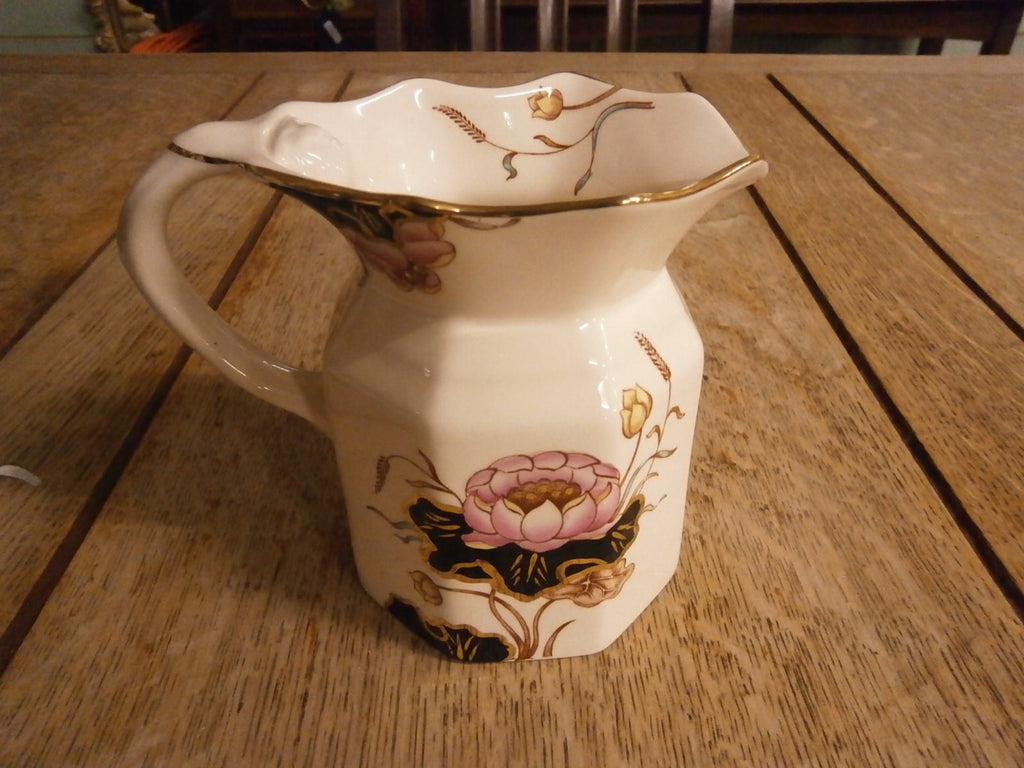 Mason's Jug , Waterlilly Pattern, 1923 - 1940