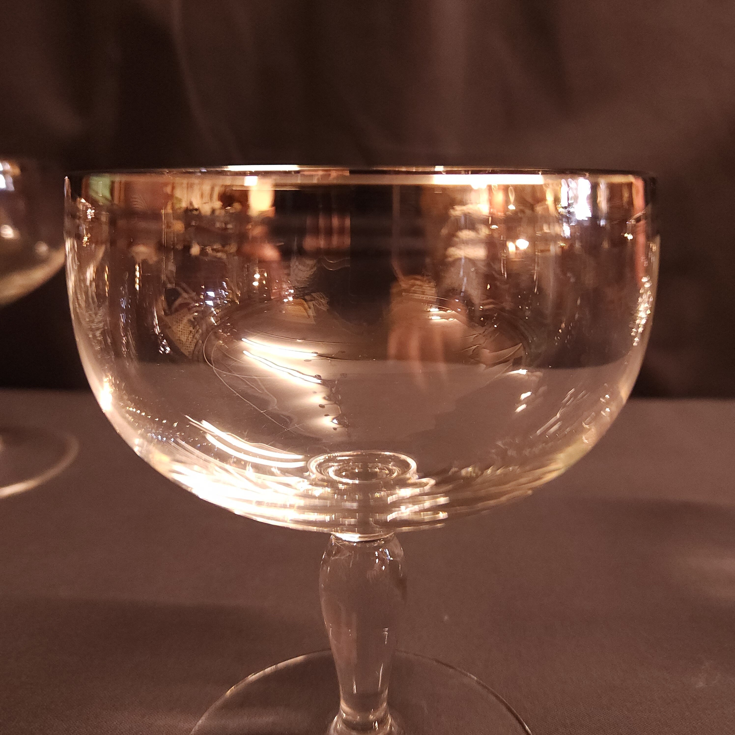 Set 4 Vintage Champagne Coupe With Silver Stripes