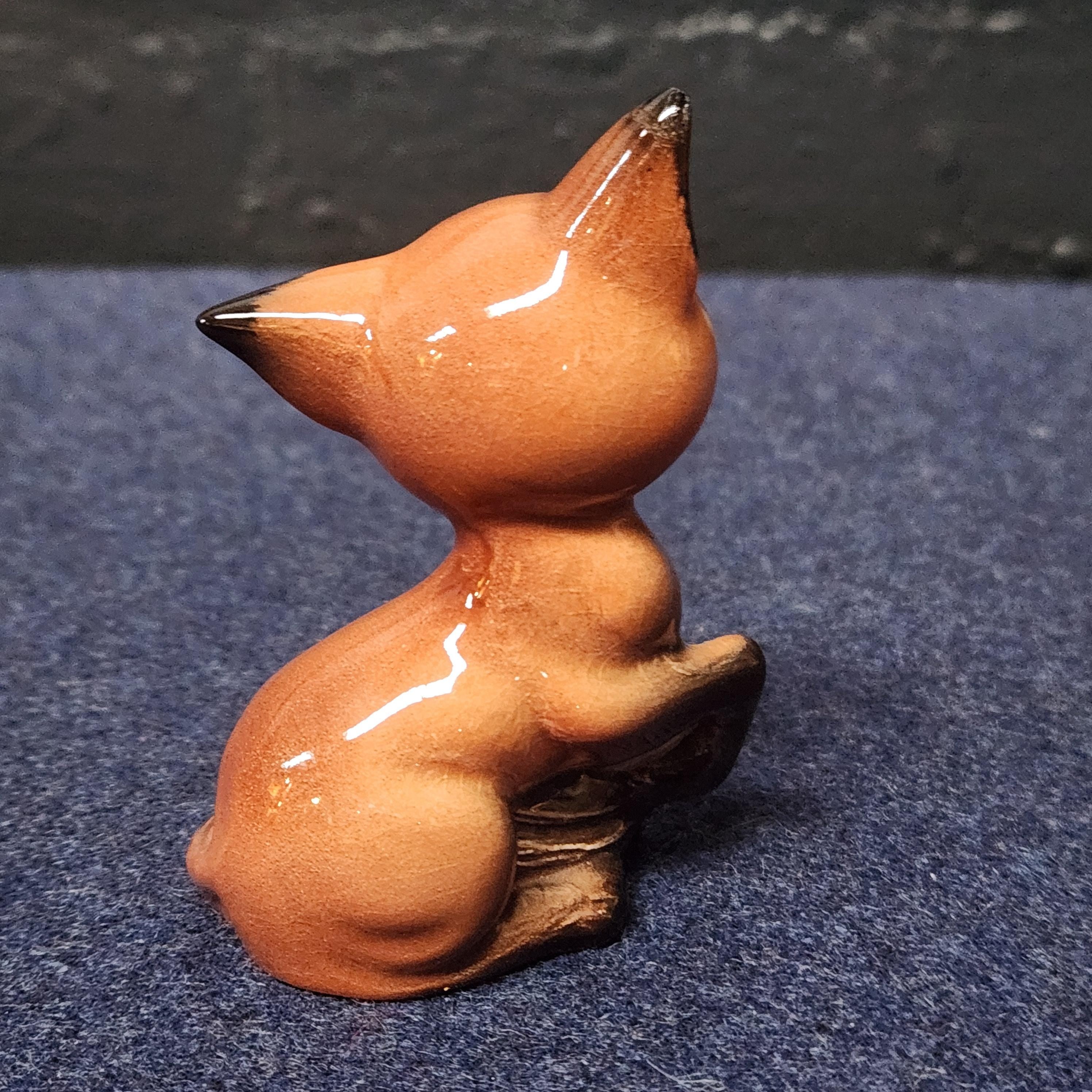 Beswick Comical Fox - Model No. 1733 - Vintage