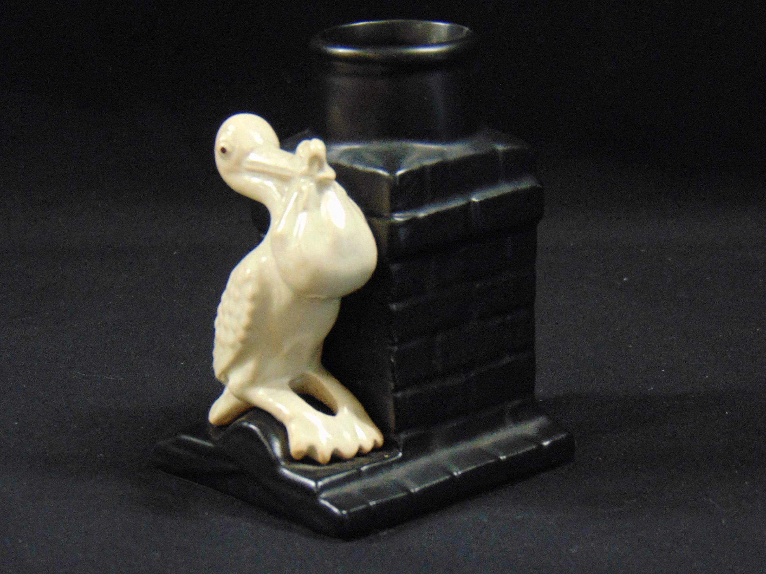 Art Deco SylvaC Spill Vase - Pelican on a Chimney - Model No. 2425