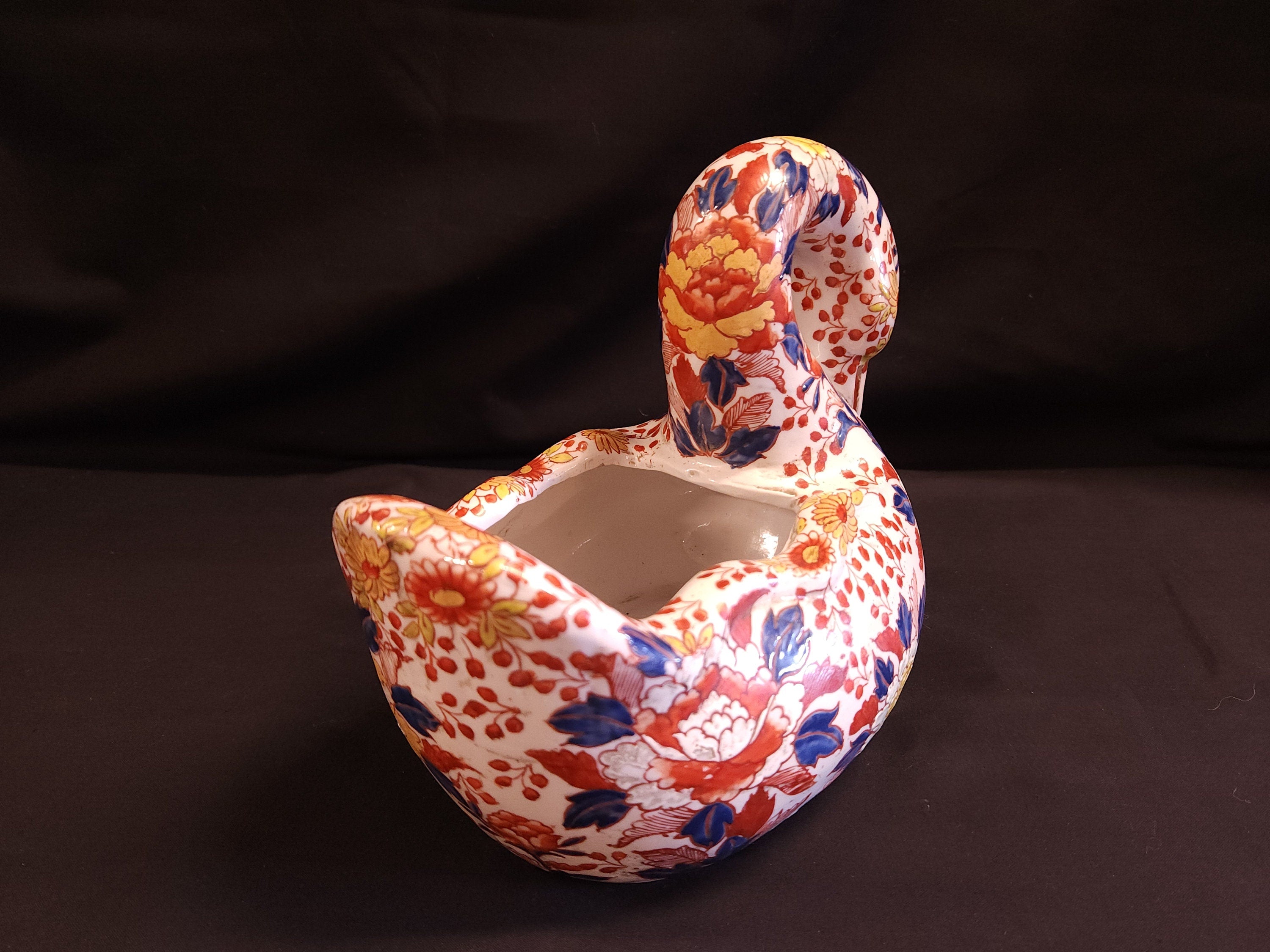 Chinese Imari Handpainted Swan