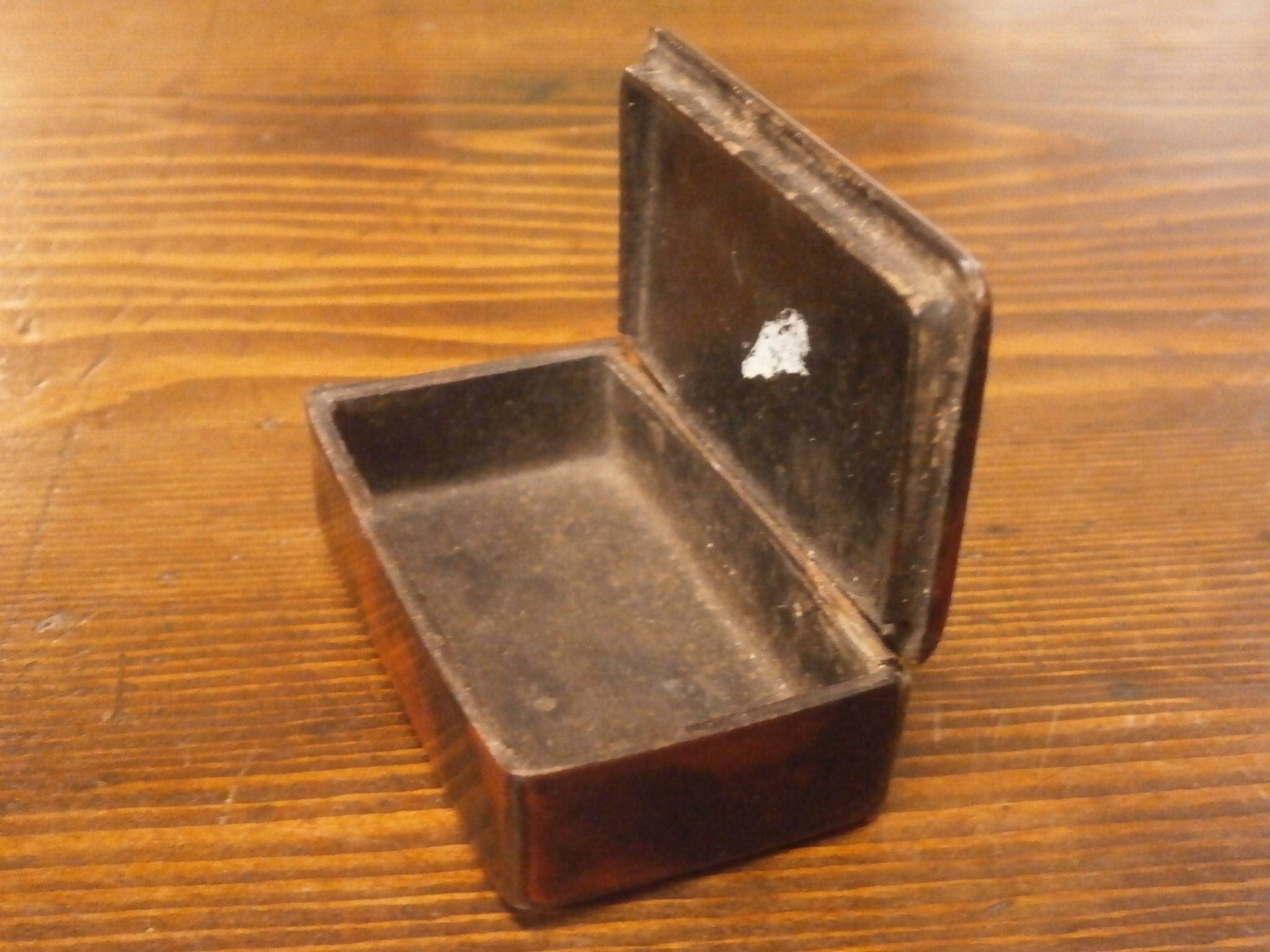 Georgian Paper Mache Snuff Box