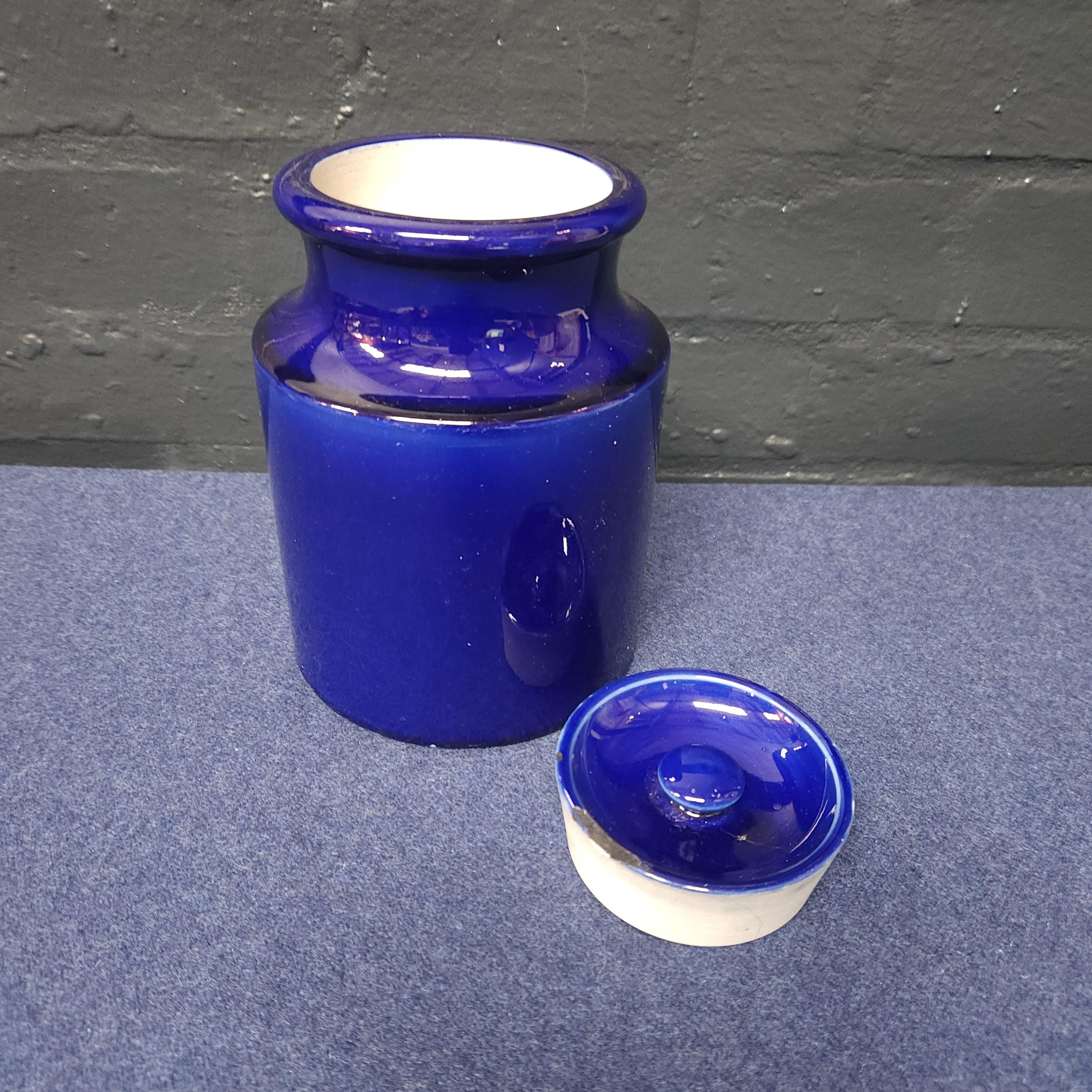 Maw Apothecary Lidded Jar - Sponges - Cobalt Blue