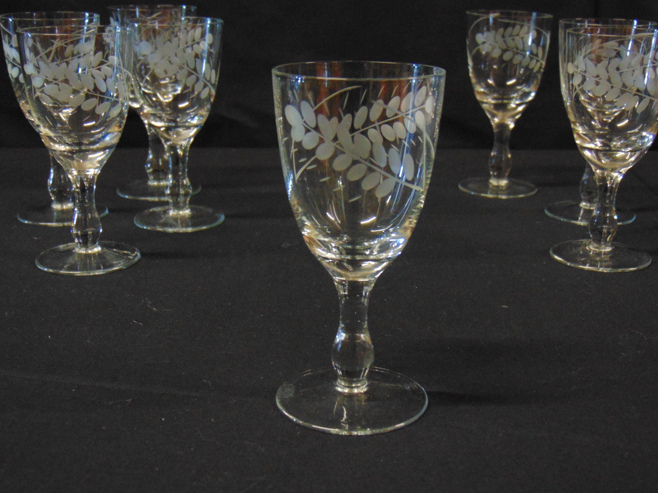 Vintage Sherry/Liqueur glasses X 8