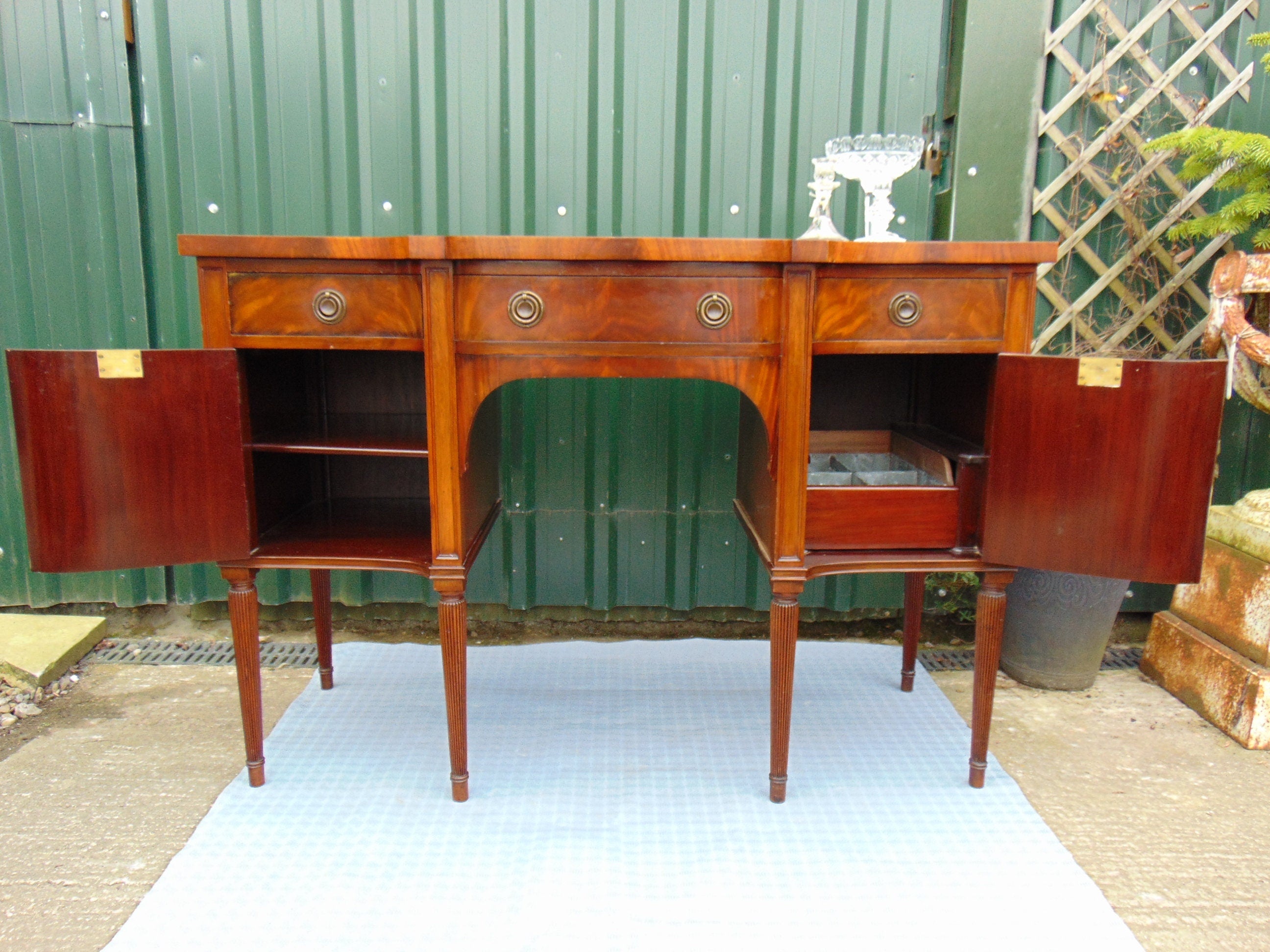 George III Style Crossbanded Mahogany Serpentine Front Sideboard